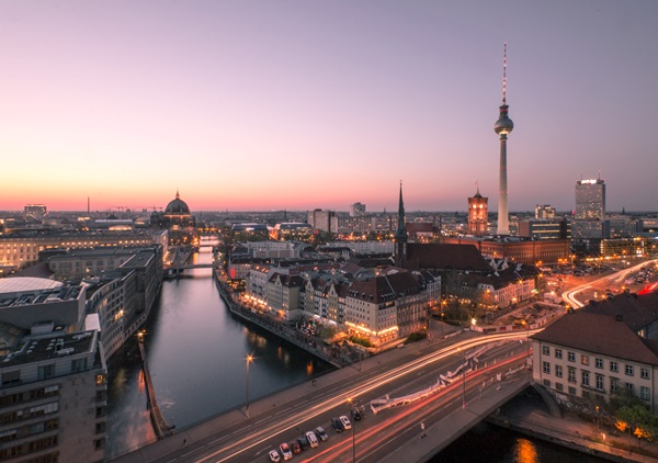 Your Berlin Trip: How to Quickly Obtain a Passport Photo Online